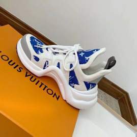 Picture of Louis Vuitton Shoes _SKULVsz35-41mnf011117704